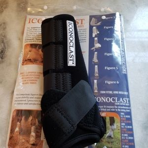 Equine Single Iconoclast Front Right Boot